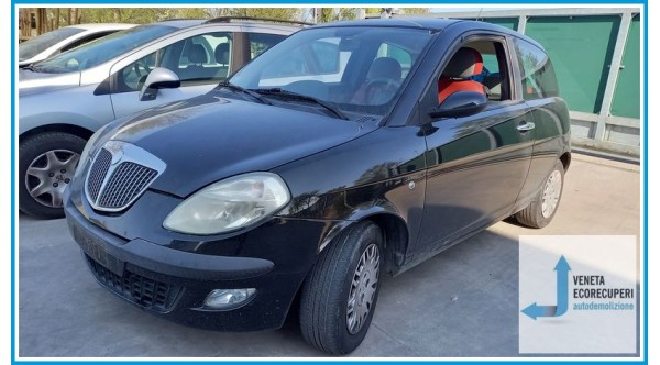 LANCIA YPSILON TE del 2006 parti usate e ricambi