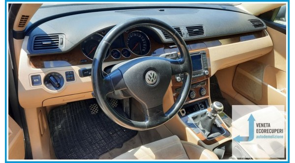VOLKSWAGEN PASSAT 3C del 2005 parti usate e ricambi