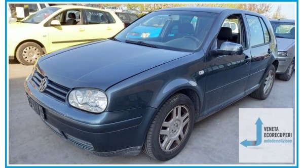 VOLKSWAGEN GOLF 1J del 2002 parti usate e ricambi