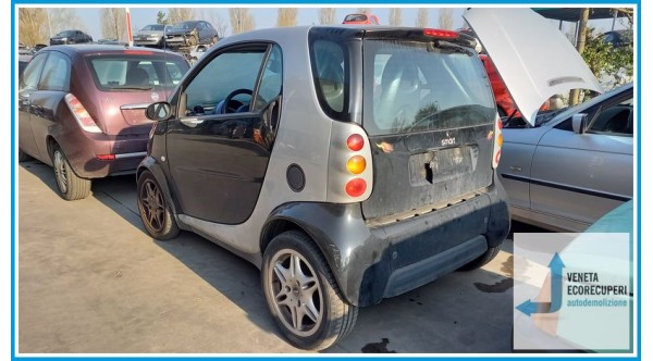 SMART COUPE' C450 del 2000 parti usate e ricambi