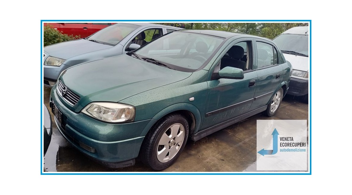 OPEL ASTRA T98 del 2002 parti usate e ricambi