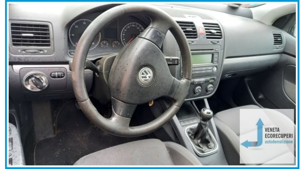VOLKSWAGEN GOLF 1K del 2006 parti usate e ricambi