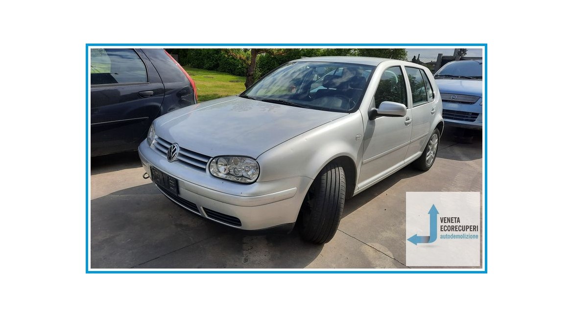 VOLKSWAGEN GOLF 1J del 2002 parti usate e ricambi