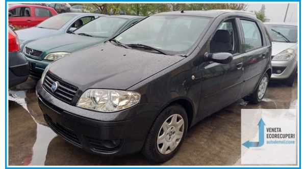 FIAT PUNTO 2U del 2004 parti usate e ricambi