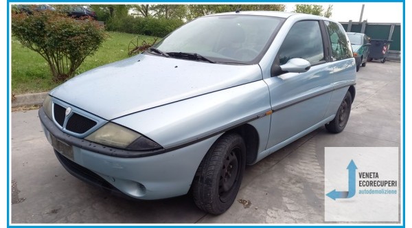 LANCIA Y  del 2000 parti usate e ricambi