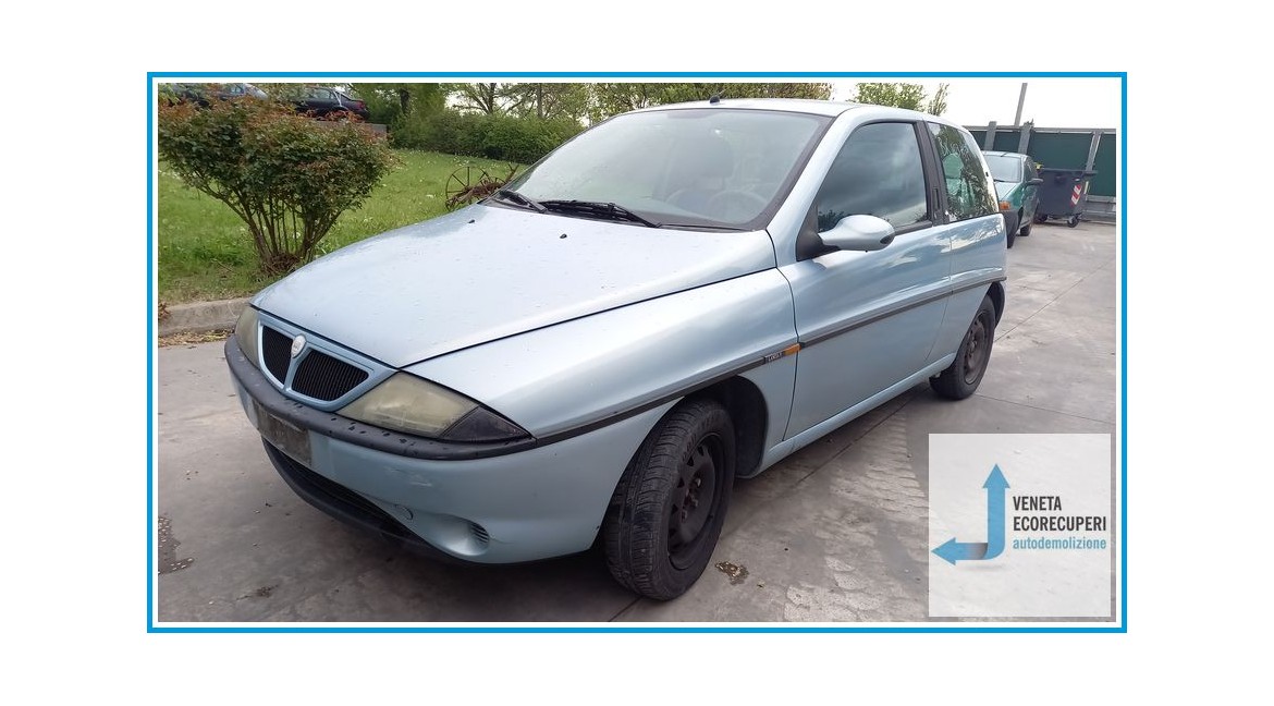 LANCIA Y  del 2000 parti usate e ricambi