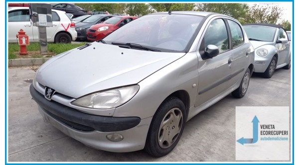 PEUGEOT 206  del 2001 parti usate e ricambi