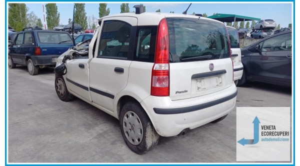 FIAT PANDA 0X del 2011 parti usate e ricambi