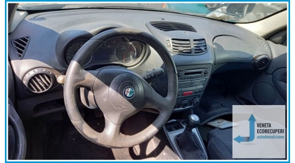 ALFA ROMEO 147 W8 del 2006 parti usate e ricambi