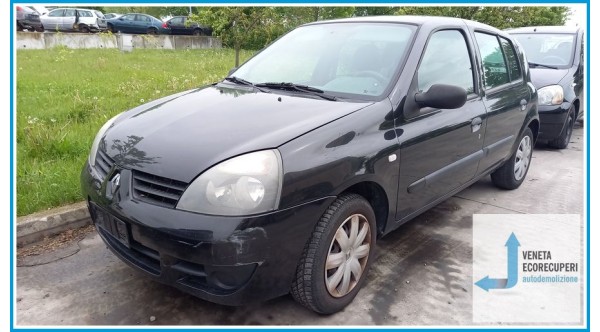 RENAULT CLIO 2a Serie  del 2007 parti usate e ricambi