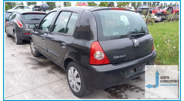 RENAULT CLIO 2a Serie  del 2007 parti usate e ricambi