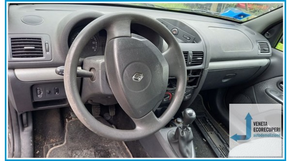 RENAULT CLIO 2a Serie  del 2007 parti usate e ricambi