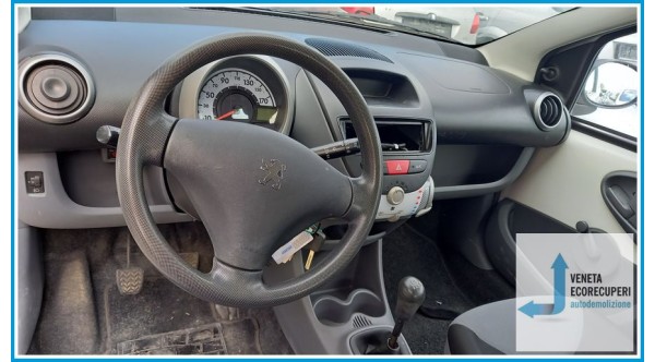 PEUGEOT 107  del 2009 parti usate e ricambi