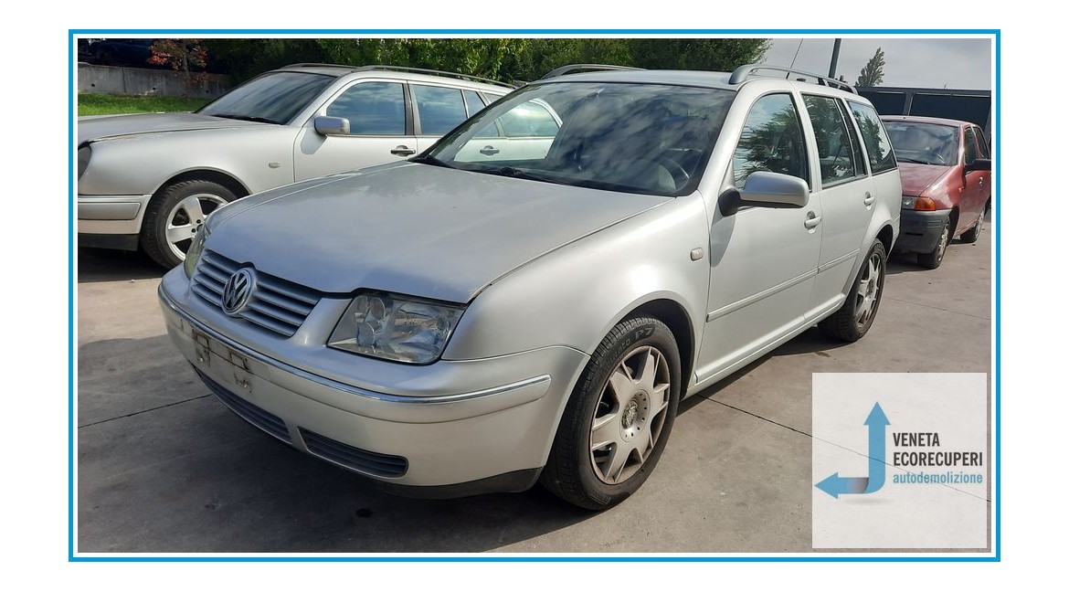 VOLKSWAGEN BORA 1J del 2001 parti usate e ricambi