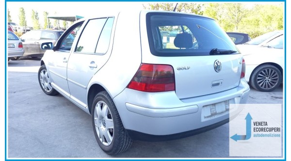VOLKSWAGEN GOLF 1J del 2000 parti usate e ricambi