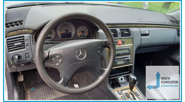 MERCEDES-BENZ Classe E W/S210 del 2003 parti usate e ricambi