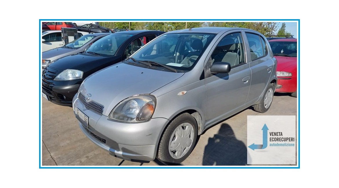 TOYOTA YARIS JPP del 2000 parti usate e ricambi