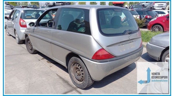 LANCIA Y  del 1996 parti usate e ricambi