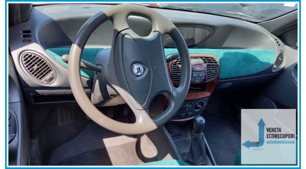 LANCIA Y  del 1996 parti usate e ricambi