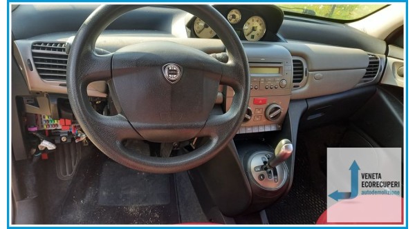 LANCIA YPSILON TE del 2005 parti usate e ricambi