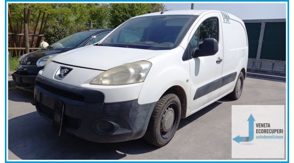 PEUGEOT PARTNER VAN B9 del 2010 parti usate e ricambi