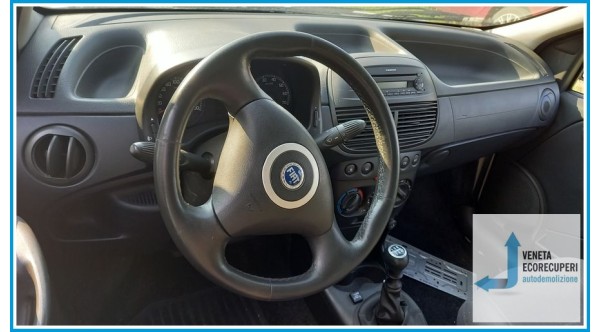 FIAT PUNTO 2U del 2006 parti usate e ricambi