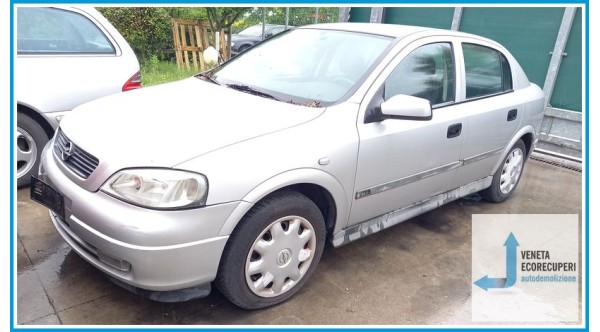 OPEL ASTRA T98 del 2001 parti usate e ricambi