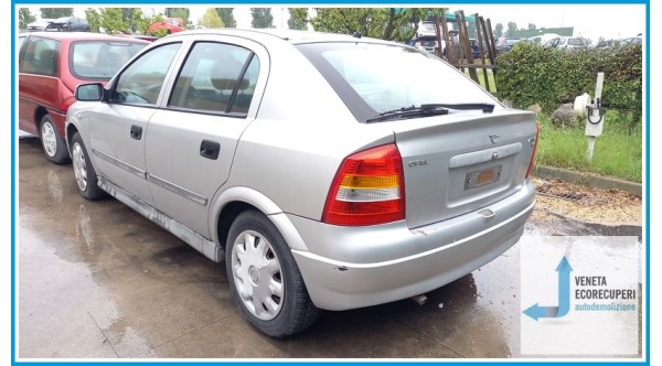 OPEL ASTRA T98 del 2001 parti usate e ricambi