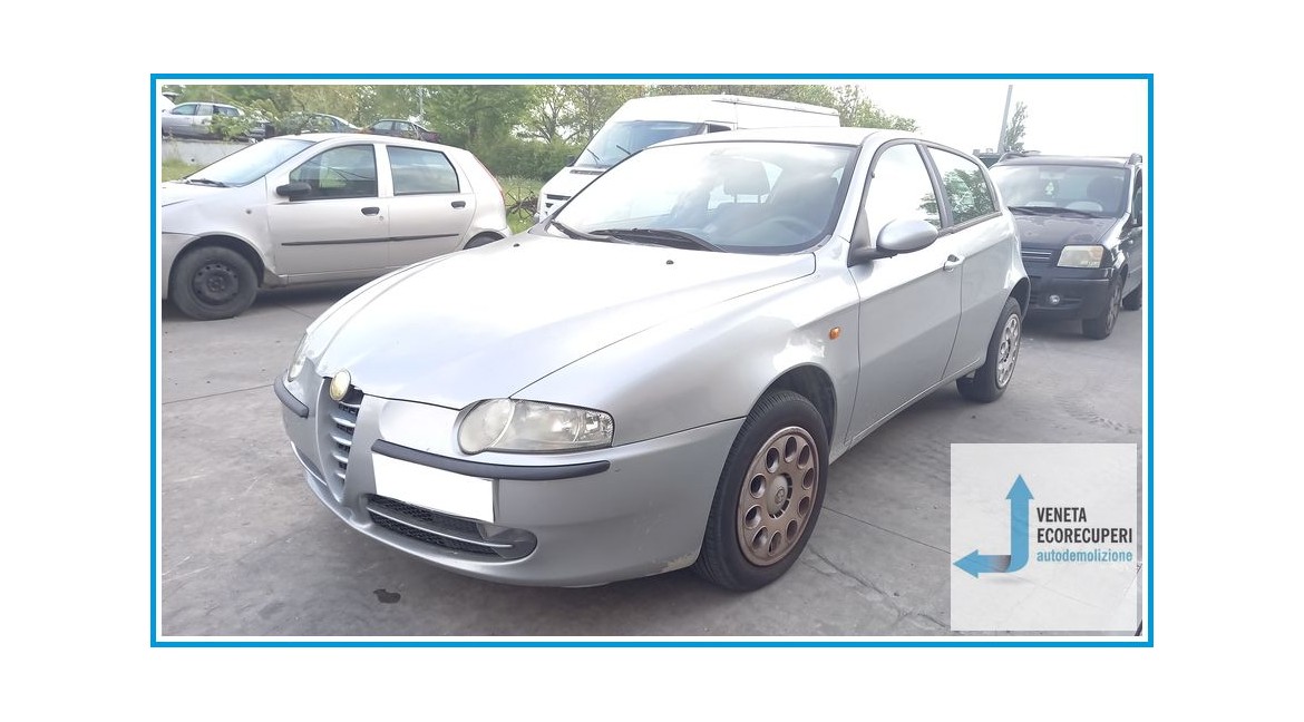 ALFA ROMEO 147 W8 del 2002 parti usate e ricambi