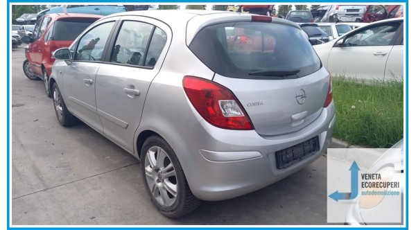 OPEL CORSA S07 del 2008 parti usate e ricambi