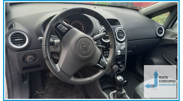 OPEL CORSA S07 del 2008 parti usate e ricambi