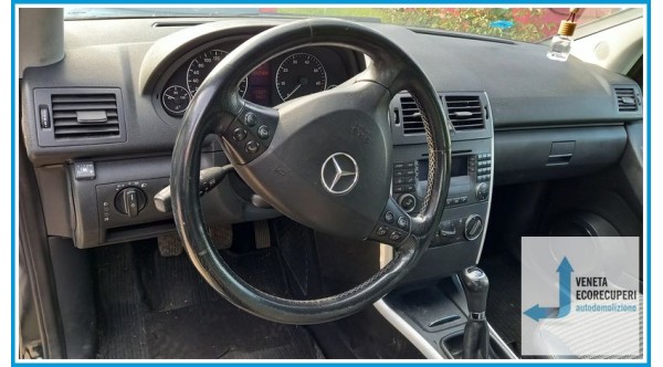 MERCEDES-BENZ Classe A W/C169 del 2004 parti usate e ricambi