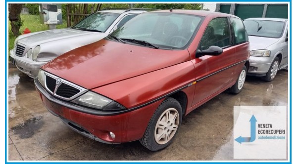 LANCIA Y  del 1998 parti usate e ricambi
