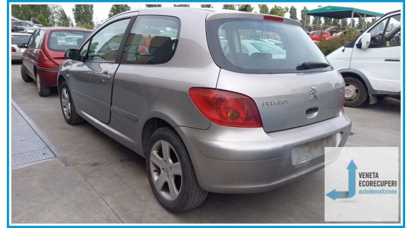 PEUGEOT 307  del 2002 parti usate e ricambi