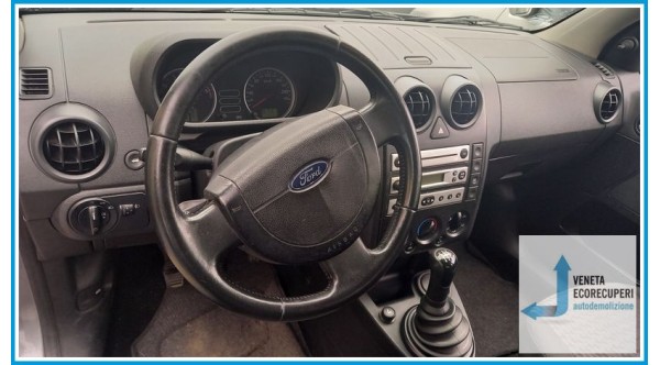 FORD FUSION CBK del 2004 parti usate e ricambi