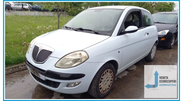 LANCIA YPSILON TE del 2005 parti usate e ricambi