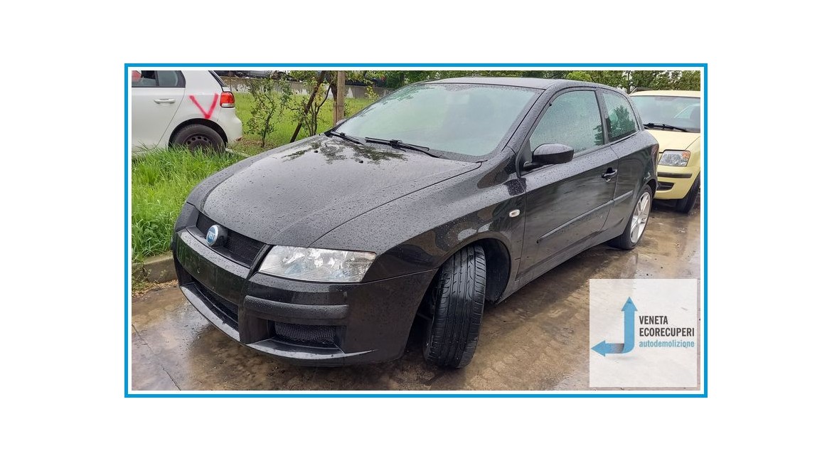 FIAT STILO 2V del 2004 parti usate e ricambi