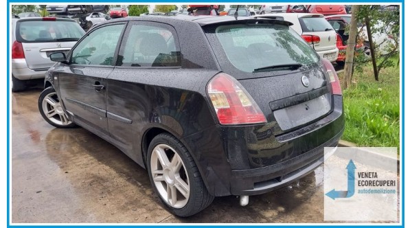 FIAT STILO 2V del 2004 parti usate e ricambi