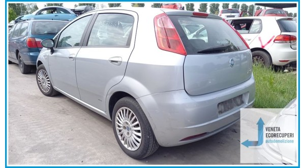 FIAT GRANDE PUNTO 2Y del 2006 parti usate e ricambi