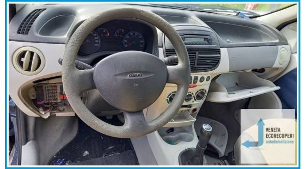 FIAT PUNTO 2U del 2003 parti usate e ricambi
