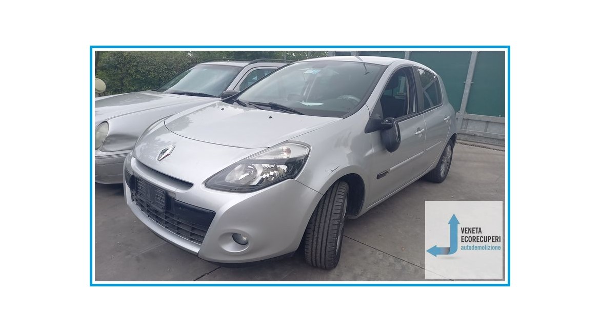 RENAULT CLIO 3a Serie  del 2010 parti usate e ricambi