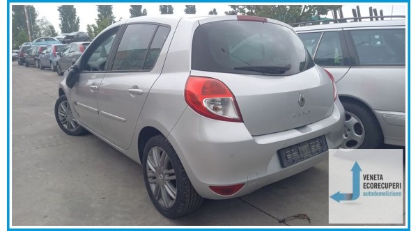 RENAULT CLIO 3a Serie  del 2010 parti usate e ricambi