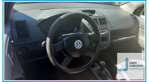 VOLKSWAGEN POLO 9N del 2002 parti usate e ricambi