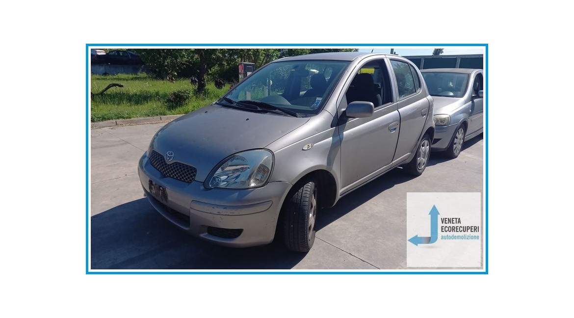 TOYOTA YARIS JPP del 2004 parti usate e ricambi