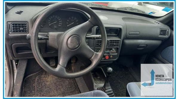 PEUGEOT 106  del 1999 parti usate e ricambi