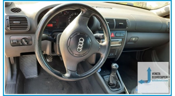 AUDI A3 8L del 2000 parti usate e ricambi