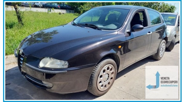 ALFA ROMEO 147 W8 del 2002 parti usate e ricambi