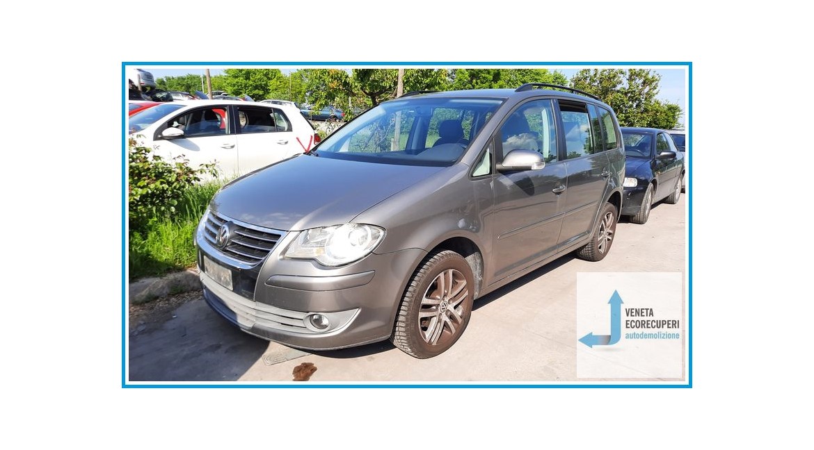 VOLKSWAGEN TOURAN 1T del 2007 parti usate e ricambi
