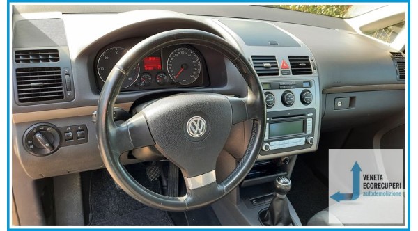 VOLKSWAGEN TOURAN 1T del 2007 parti usate e ricambi
