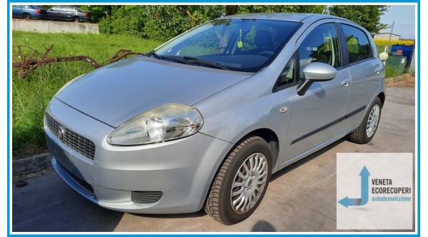 FIAT GRANDE PUNTO 4C del 2009 parti usate e ricambi
